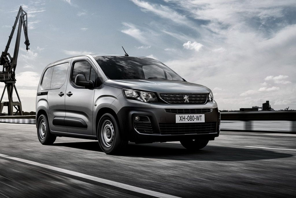 Peugeot Partner kompaktā furgona apskats