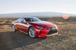 Lexus LC500 augstas veiktspējas kupejas apskats foto 15