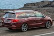 Honda Odyssey astoņvietīgā pilna izmēra minivena apskats foto 2