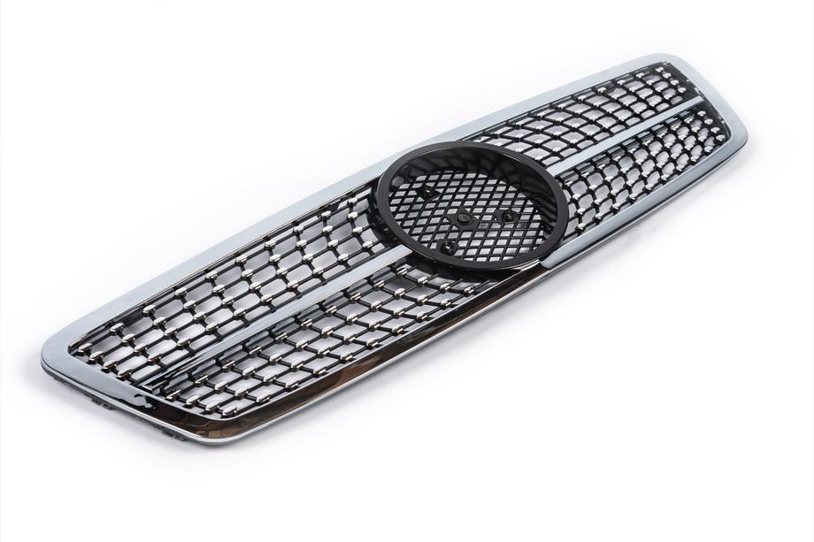 Mercedes C-class W203 2000–2007 Priekšējā radiatora reste Diamond Silver Foto 4