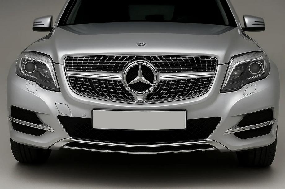 Mercedes GLK class X204 2008–2015 Priekšējā radiatora reste Diamond Silver (2013-2015) Ar kameras atveri Foto 1