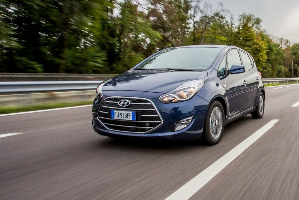 Hyundai ix20 subkompaktā vienapjoma auto apskats