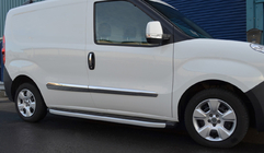 Fiat Doblo II 2010–2022 Durvju moldingi (4 gab., nerūsējošā tērauda) OmsaLine – itāļu nerūsējošais tērauds foto 3
