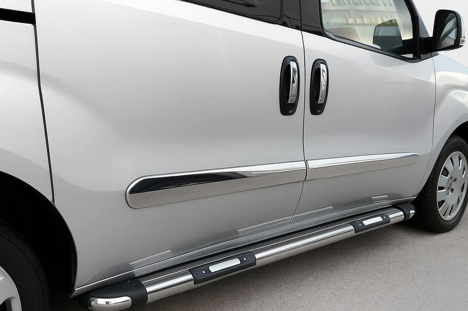 Fiat Doblo II 2010–2022 Durvju moldingi (4 gab., nerūsējošā tērauda) OmsaLine – itāļu nerūsējošais tērauds Image