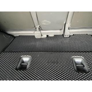 Bagāžnieka paklājiņu komplekts, 2 gab. (EVA, 7 vietas, melns) Toyota Land Cruiser 200 2007–2021 foto 4