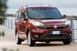Atjauninātā Fiat Doblo kompakta minivena apskats foto 3