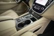 Atjauninātā vidējā izmēra krosovera Nissan Murano apskats foto 10