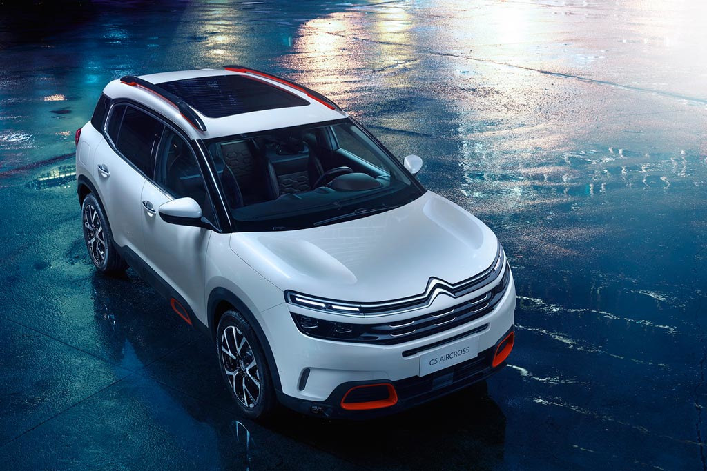 Iepazīšanās ar kompakto krosoveru Citroen C5 Aircross