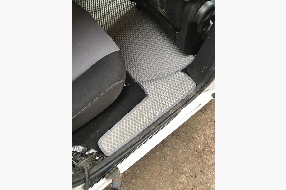 Citroen Berlingo 2008–2018 EVA auto paklājiņi (pelēki) Priekšējie + aizmugurējie + sliekšņu paklājiņi (5 gab.) Foto 5