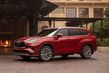 Jaunās paaudzes krosovers Toyota Highlander foto 2