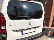 Peugeot Partner/Rifter 2019– Stikla apakšējās malas uzlika (nerūsējošais tērauds) OmsaLine – itāļu nerūsējošais tērauds foto 4