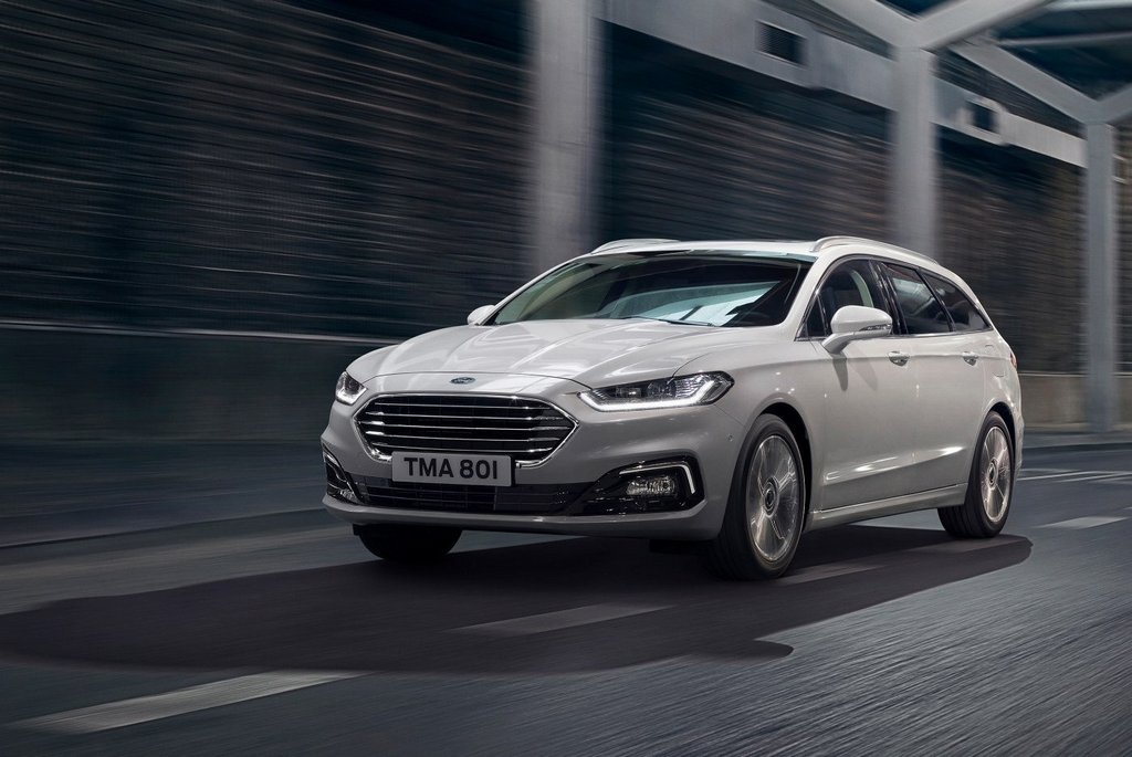 Atjauninātā Ford Mondeo Wagon universāļa apskats