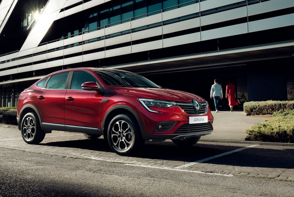 Renault Arkana kompaktā krosovera apskats