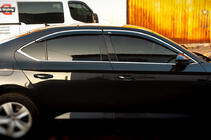 Skoda Superb 2015–2024 Logu vēja deflektori ar hromētu moldingu SD (4 gab., Niken) foto 3