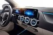 Premium kompaktā krosovera Mercedes-Benz GLA-Class apskats foto 13