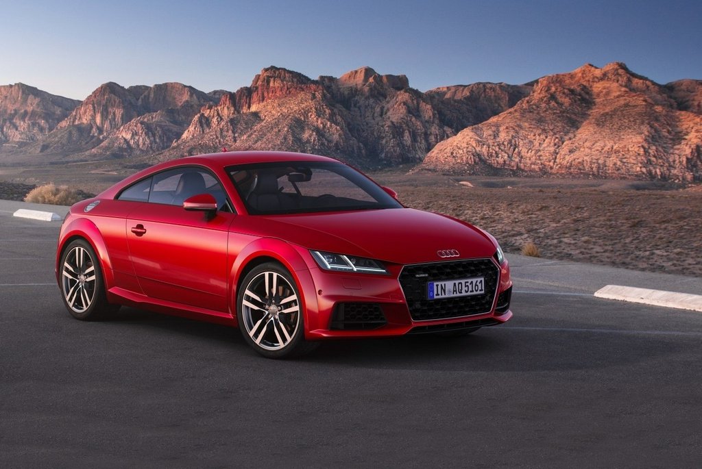 Atjauninātā Audi TT Coupe apskats