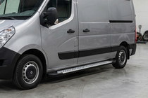 Nissan NV400 2010–2024 Sānu pakāpieni X5 tipa (2 gab., alumīnijs) foto 1