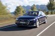 Sportisks luksusa sedans Audi S8 foto 9