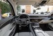 Sportisks luksusa sedans Audi S8 foto 10