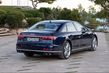 Sportisks luksusa sedans Audi S8 foto 3