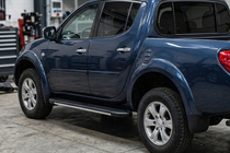 Mitsubishi L200 2015–2024 Sānu sliekšņi Bosphorus Grey (2 gab., alumīnijs) foto 1