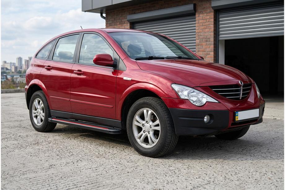 SsangYong Action 2005–2018 Sānu pakāpieni Maya Red (2 gab., alumīnijs) Image