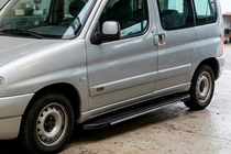 Peugeot Partner 1996–2008 Sānu sliekšņi Bosphorus Grey (2 gab., alumīnijs) foto 1