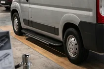Citroen Jumper 2007–2025 Sānu sliekšņi Bosphorus Grey (2 gab., alumīnijs) foto 1