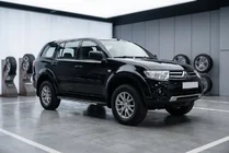 Mitsubishi Pajero Sport 2008–2015 Sānu sliekšņi Bosphorus Grey (2 gab., alumīnijs) foto 1