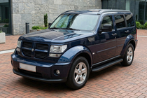 Dodge Nitro 2006–2011 Sānu sliekšņi Tayga Black (2 gab., alumīnijs) foto 1