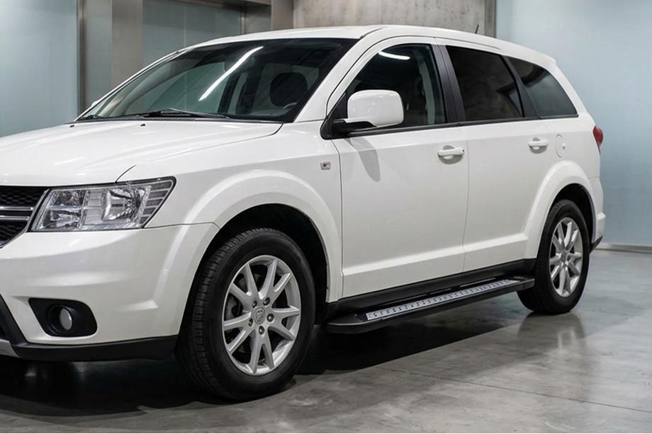 Fiat Freemont 2011–2016 Sānu sliekšņi New Vision Black (2 gab., alumīnijs) Image