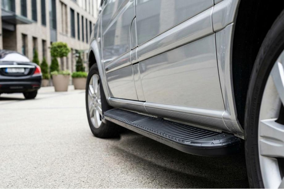 Mercedes Vito W639 2004–2014 Sānu pakāpieni Tayga Black (2 gab., alumīnijs) Image