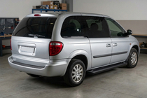 Chrysler Voyager 2001–2007 Sānu pakāpieni Allmond Black (2 gab., alumīnijs) foto 1