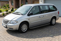 Chrysler Voyager 2001–2007 Sānu sliekšņi Tayga Black (2 gab., alumīnijs) foto 1