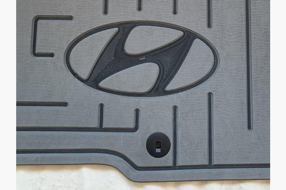 Hyundai paklājiņu stiprinājuma klipsis Foto 16
