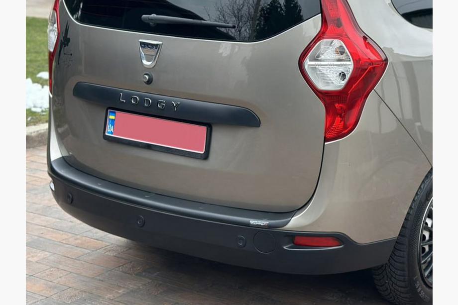 Dacia Lodgy 2012–2022 Aizmugurējā bampera uzlika EuroCap (ABS) Foto 3