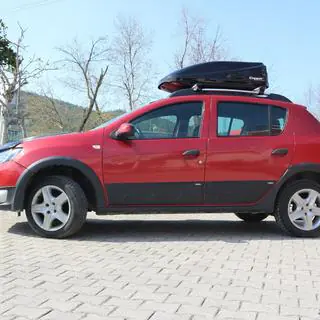 Durvju līstes (4 gab., ABS) Renault Sandero 2013–2022 foto 2