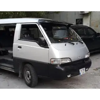 Vējstikla vizieris (melns spīdīgs, 5 mm) Hyundai H100 foto 2