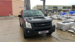 Isuzu D-Max 2002–2011 Motora pārsega deflektors 2006-2011 (EuroCap) foto 2