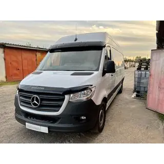 Vējstikla vizieris (melns spīdīgs, 5 mm) Mercedes Sprinter W907/W910 2018– foto 3