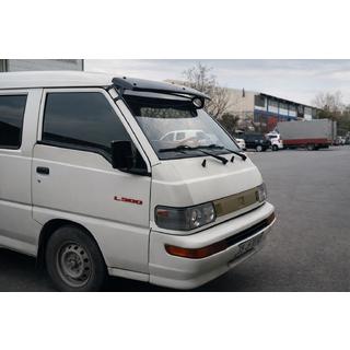 Vējstikla vizieris Mitsubishi L300 1986–2013 foto 2