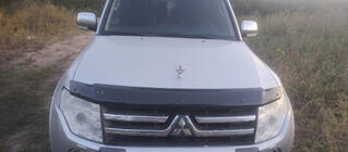 Mitsubishi Pajero Wagon IV 2006–2021 Motora pārsega deflektors (EuroCap) foto 3