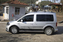 Volkswagen Caddy 2015–2020 Moldingu un arku paplašinātāju komplekts 2 durvis, garā bāze foto 2