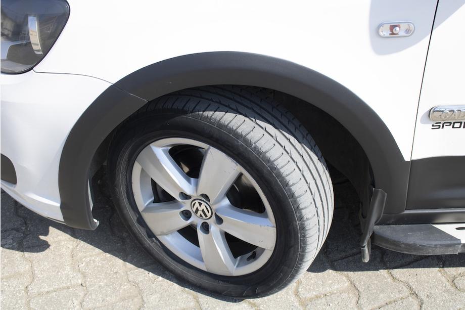 Volkswagen Caddy 2015–2020 Moldingu un arku paplašinātāju komplekts 1 durvis, īsā riteņu bāze Foto 17