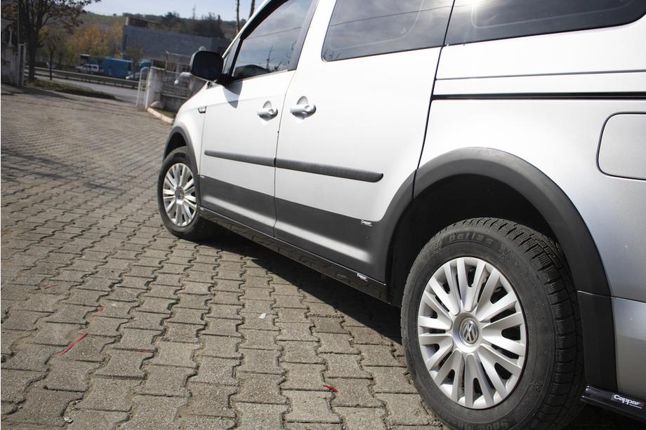 Volkswagen Caddy 2015–2020 Moldingu un arku paplašinātāju komplekts 1 durvis, īsā riteņu bāze Foto 37