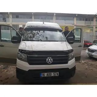 Vējstikla deflektors (melns spīdīgs, 5 mm) Volkswagen Crafter 2016– foto 4