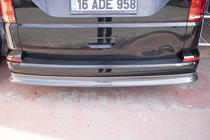 Volkswagen T6 2015–2024 EuroCap aizmugurējā bampera uzlika, karbonizskats (ABS) foto 9