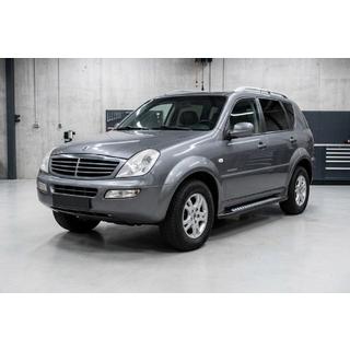Sānu sliekšņi New Vision Black (2 gab., alumīnijs) SsangYong Rexton I 2001–2017 foto 1