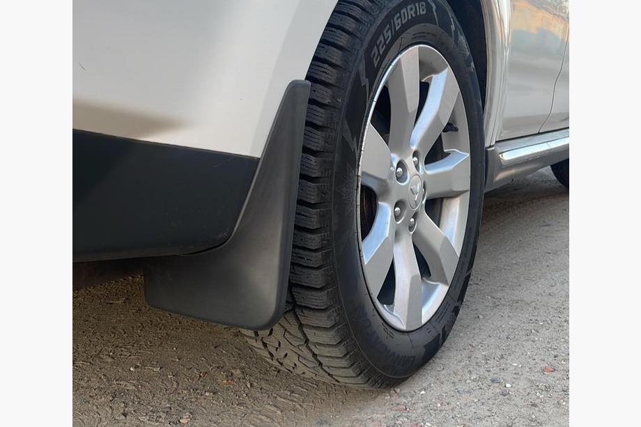 Mitsubishi Outlander 2006–2012 Dubļu sargi Premium platam slieksnim (4 gab.) Image
