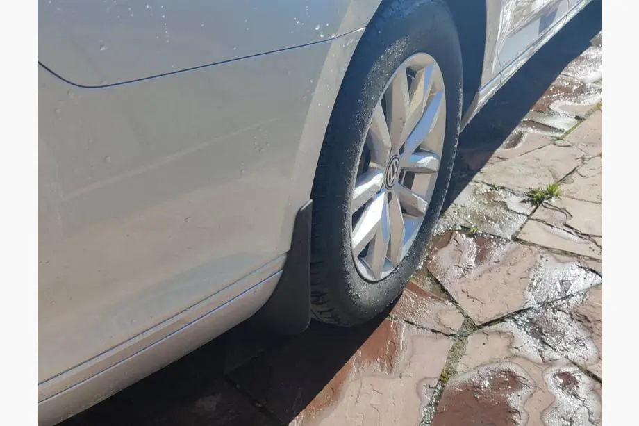 Volkswagen Passat B8 2015–2023 Dubļusargi Premium 2019-2023 SD/SW (EU, 4 gab.) Foto 1